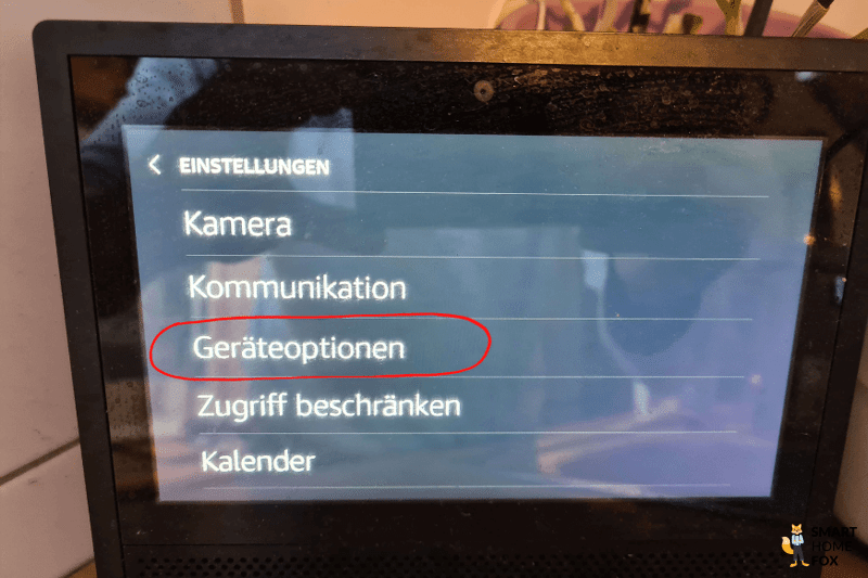 Beim Alexa Show Gerät wird der Menüpunkt Geräteoptionen ausgewählt